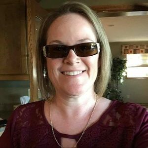 Meet your Posher, Christine